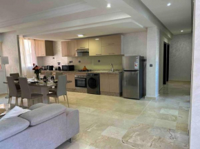 Appartement haut standing 3 chambres avec Terasse quartier Gueliz Hivernage à Marrakech I19